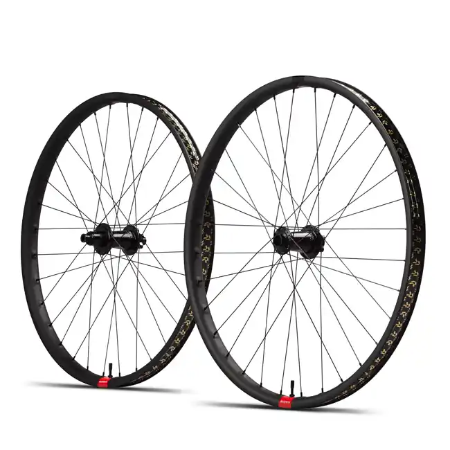 Ruedas de carbono Reserve 31 DH MTB