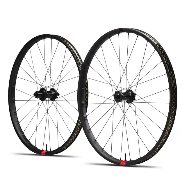 Ruedas de carbono Reserve 30 HD MTB