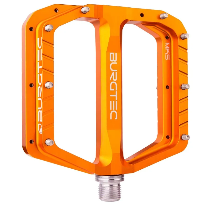 BURGTEC PENTHOUSE FLAT MK5 Eje de acero Pedales planos Naranja