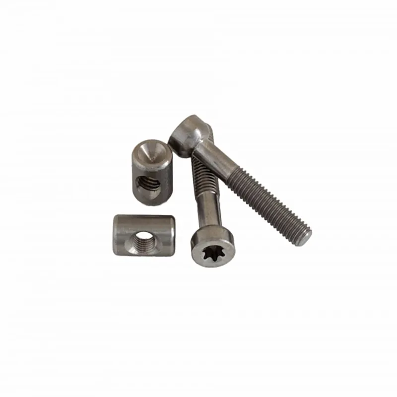 Kit de tornillos y tuercas de titanio para el carro del sillín BIKEYOKE #BY-TIKIT