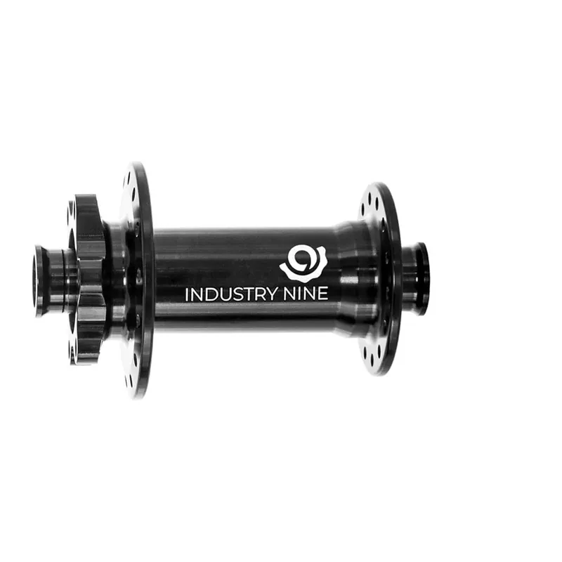 BUJE DELANTERO INDUSTRY NINE 1/1 Mountain Classic 15x110mm Boost 6 Agujeros Negro