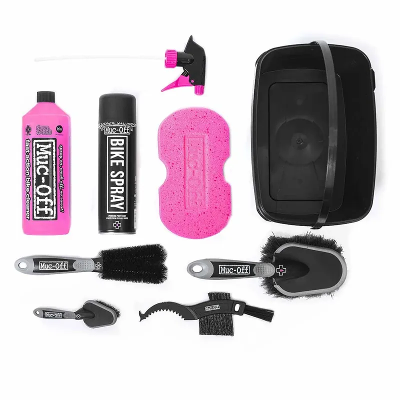 Kit de limpieza MUC-OFF (8 piezas)
