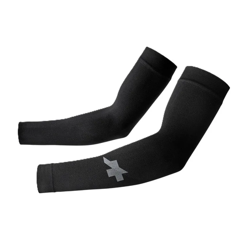 ASSOS SUMMER ARM UV PROTECTOR P1 Sleeves Negro