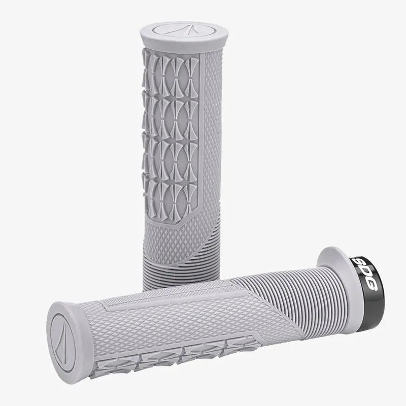 SDG OPEN CORE THRICE puños 136 mm Gris