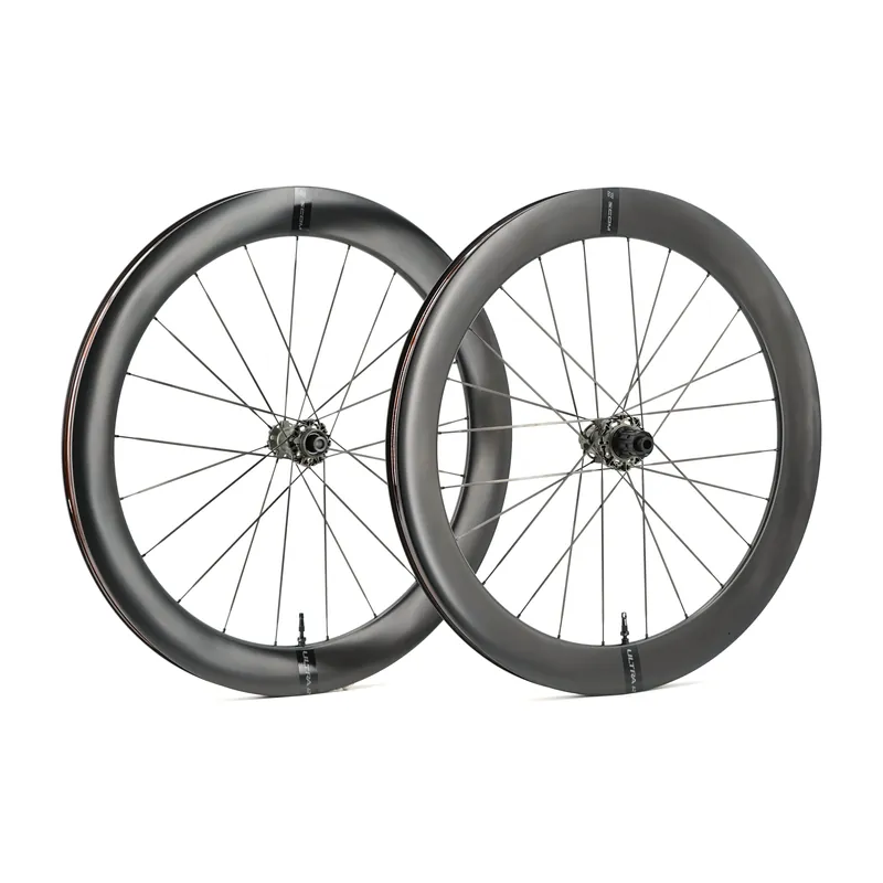 Pares de ruedas SCOM ULTRA 62 Tubeless Ready (Center Lock)