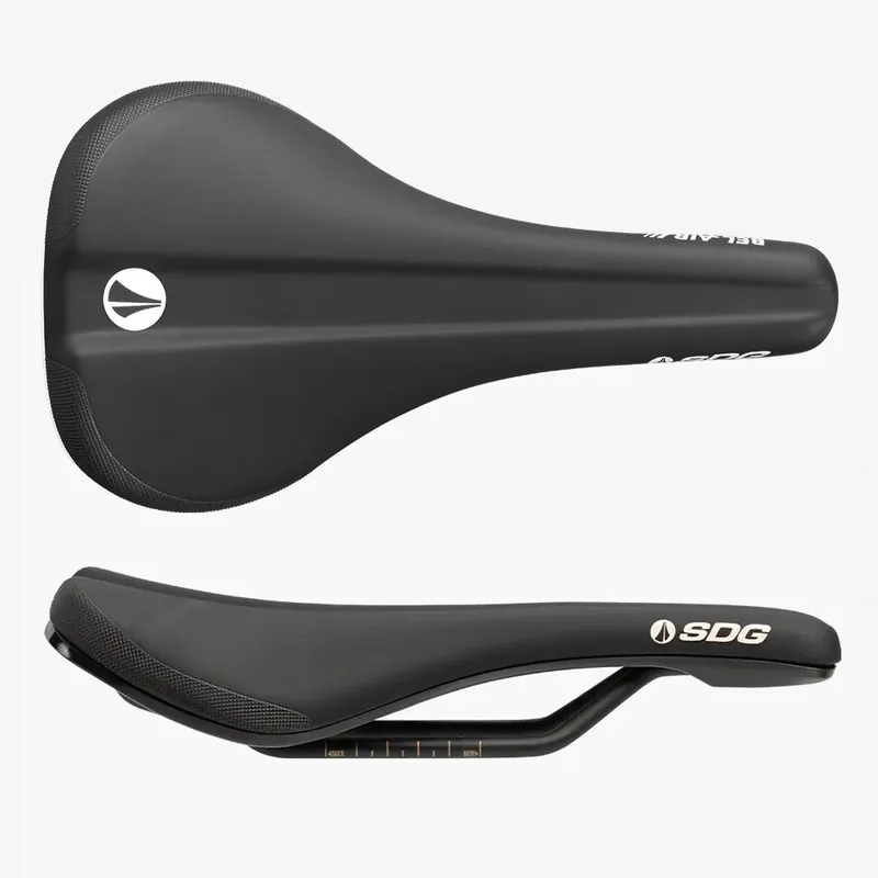 Sillín de acero SDG BEL-AIR V3 Air Foam Rails Negro
