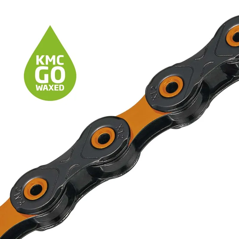 12V KMC DLC12 Cadena encerada Negro/Naranja