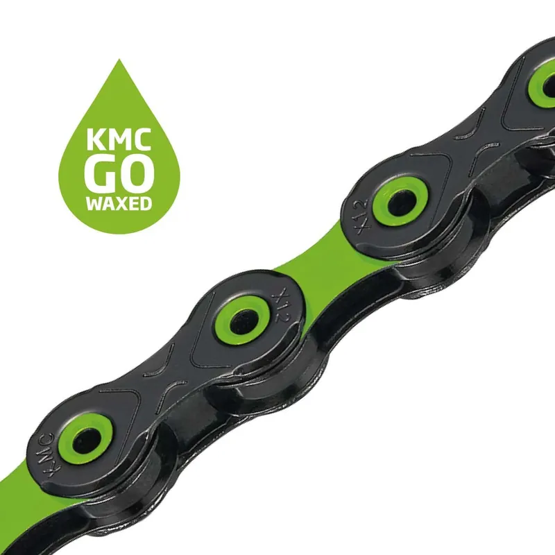 12V KMC DLC12 Cadena encerada Negro/Verde