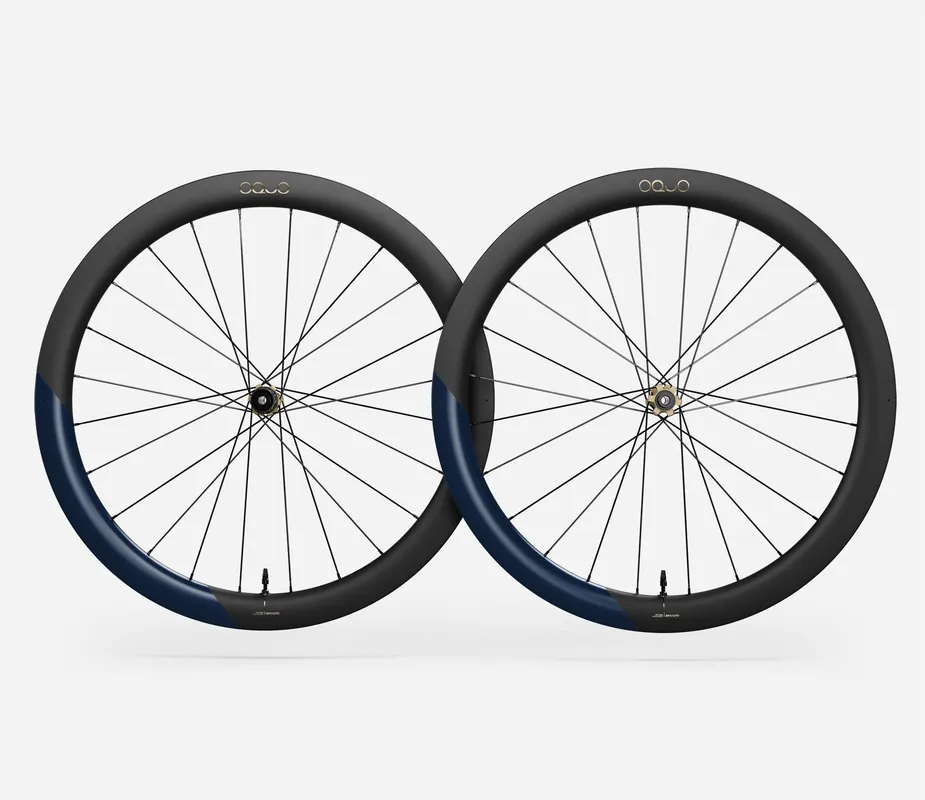 Oquo Juego Ruedas Gravel RP50LTD Shimano HG Metallic Navy Blue