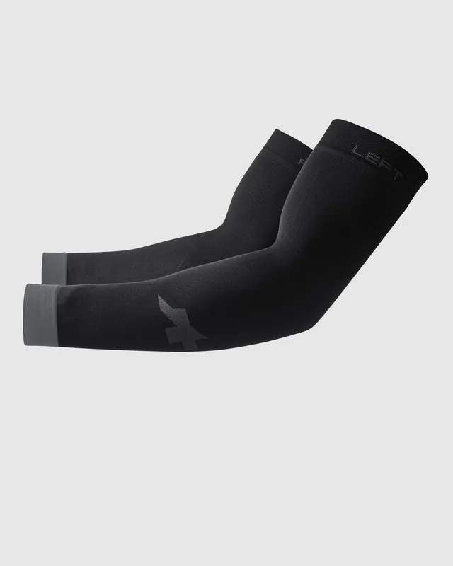 Assos Protectores Brazos Black Series