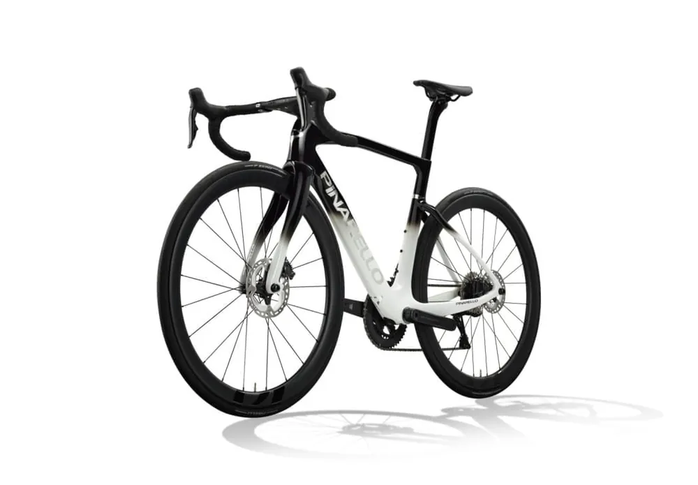 Pinarello F7 DT Swiss A1800 Spline G211-Lunar White Di2 12v