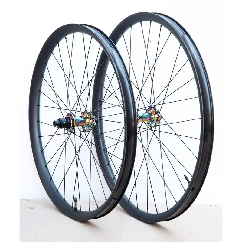Juego de ruedas de carbono enduro DT SWISS 240 Oil slick / Nextie 29"/27.5"