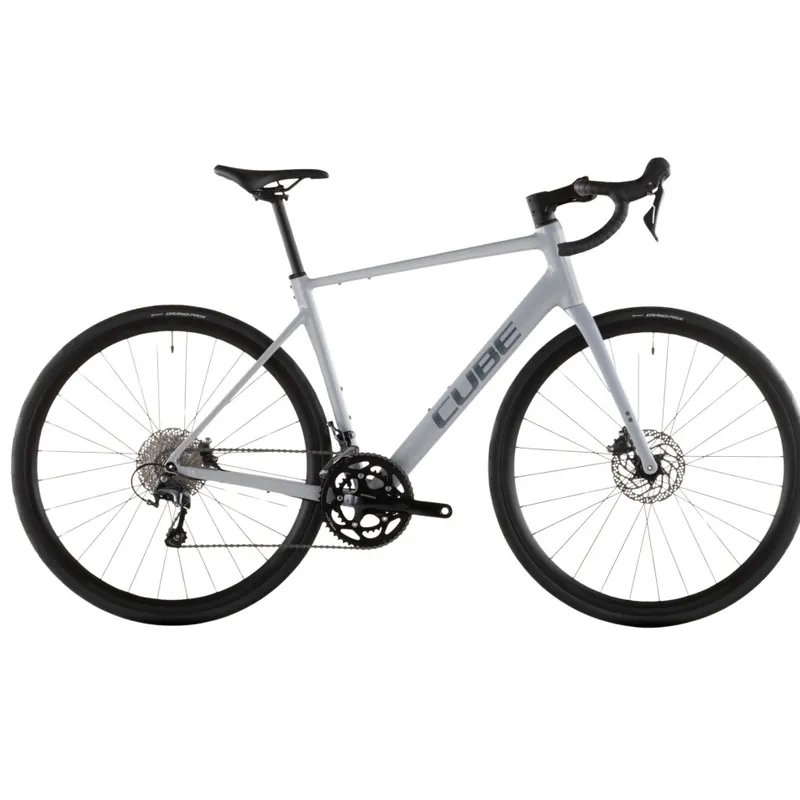 Bicicleta Cube Attain Race 2026