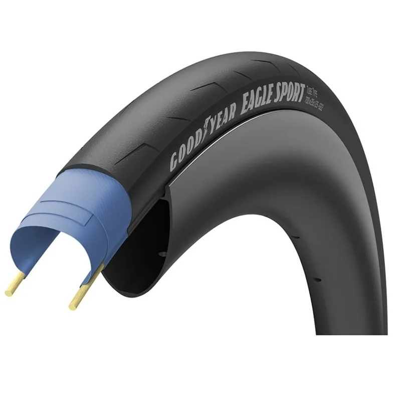 Cubierta Goodyear Eagle Sport 700